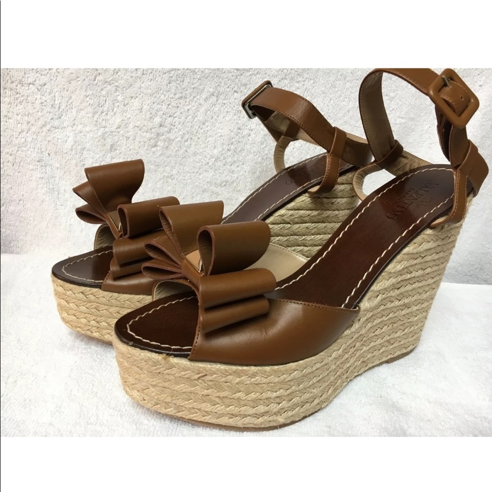 NIB Valentino Garavani Espadrille Leather Bow